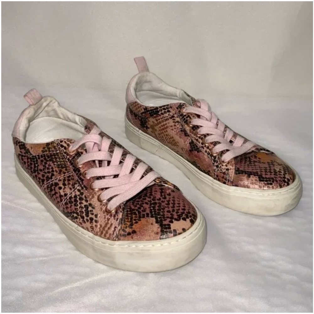 Girl’s Old Navy Pink and Brown Sneakers with Snakeskin Pattern Size 1